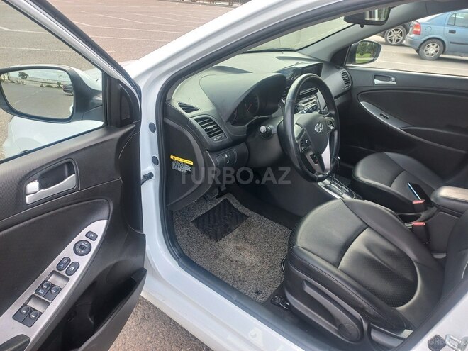 Hyundai Accent 2016, 174,000 km - 1.4 л - Sumqayıt