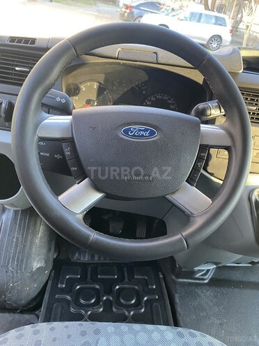 Ford Transit 2009, 195,000 km - 2.4 л - Bakı