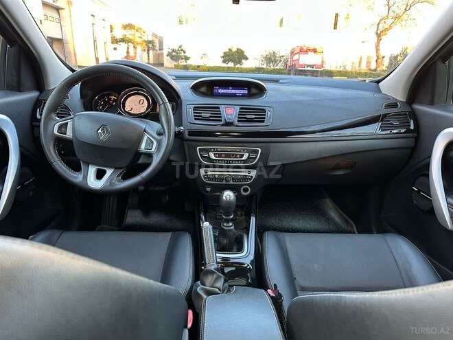 Renault Megane 2011, 322,782 km - 1.5 l - Cəlilabad