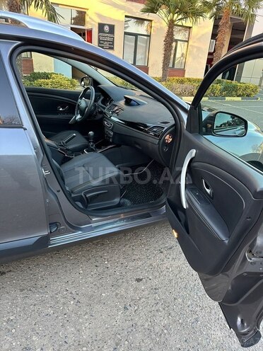 Renault Megane 2011, 322,782 km - 1.5 l - Cəlilabad