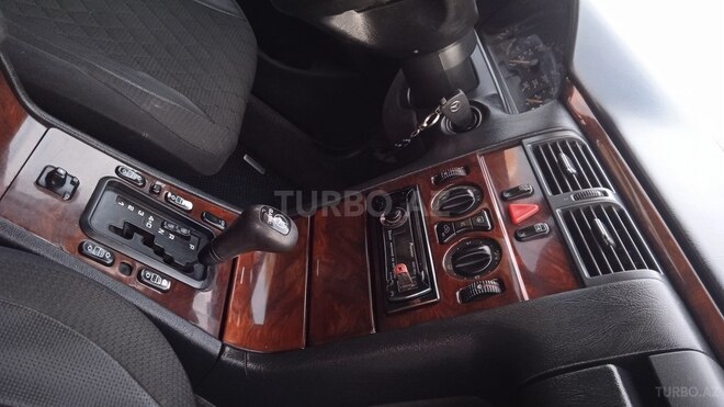 Mercedes E 230 1997, 421,000 km - 2.3 l - Bakı