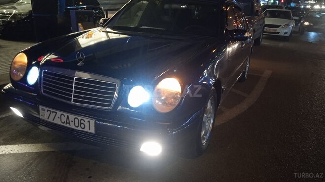 Mercedes E 230 1997, 421,000 km - 2.3 l - Bakı