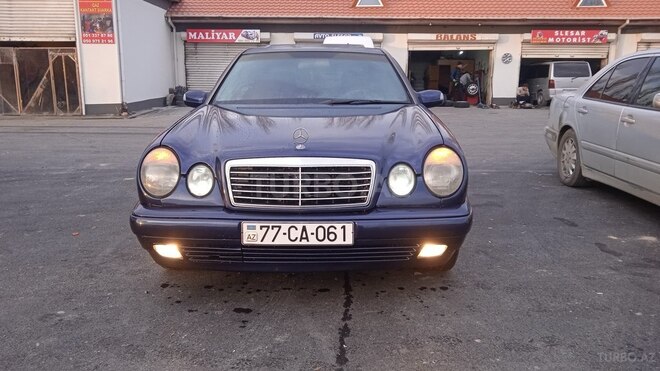 Mercedes E 230 1997, 421,000 km - 2.3 l - Bakı
