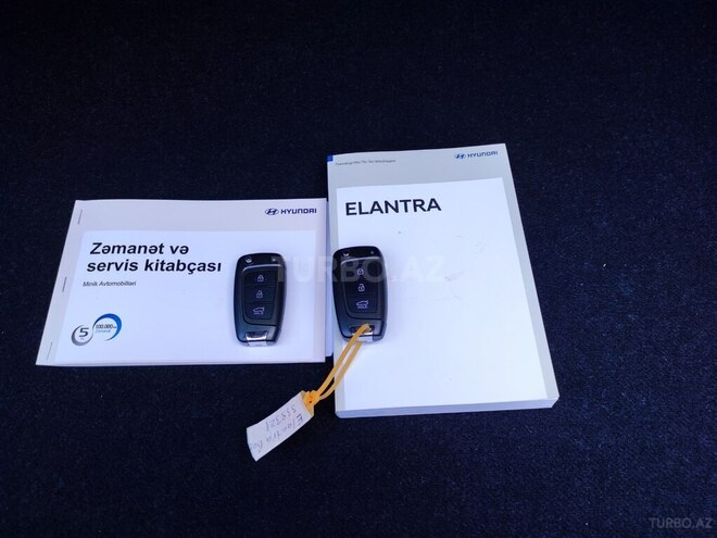Hyundai Elantra 2023, 19,700 km - 1.6 л - Bakı