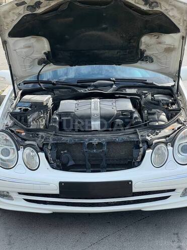 Mercedes E 320 2004, 260,000 km - 3.2 l - Xaçmaz
