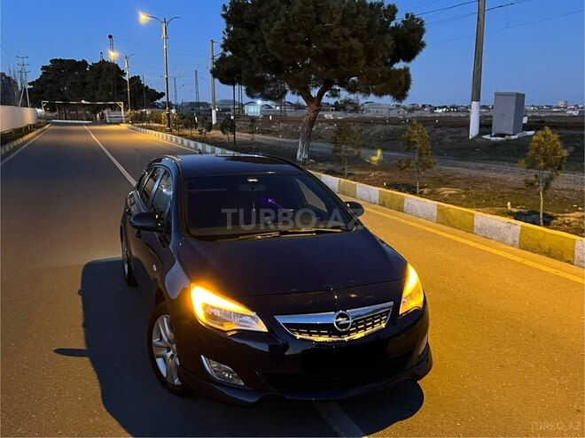 Opel Astra 2011, 260,000 km - 1.7 l - Bakı