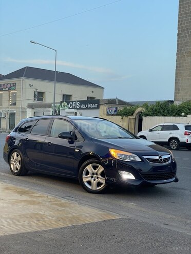 Opel Astra 2011, 260,000 km - 1.7 l - Bakı