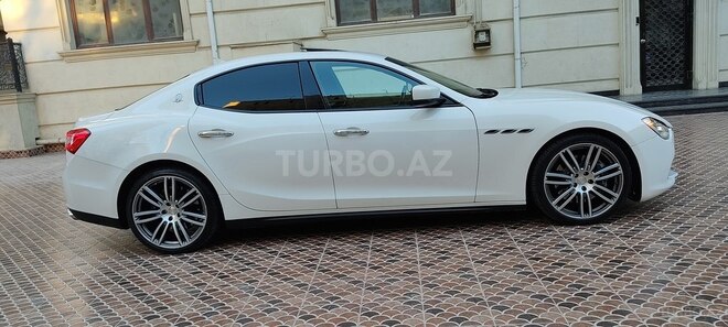 Maserati Ghibli 2015, 108,000 km - 3.0 l - Bakı