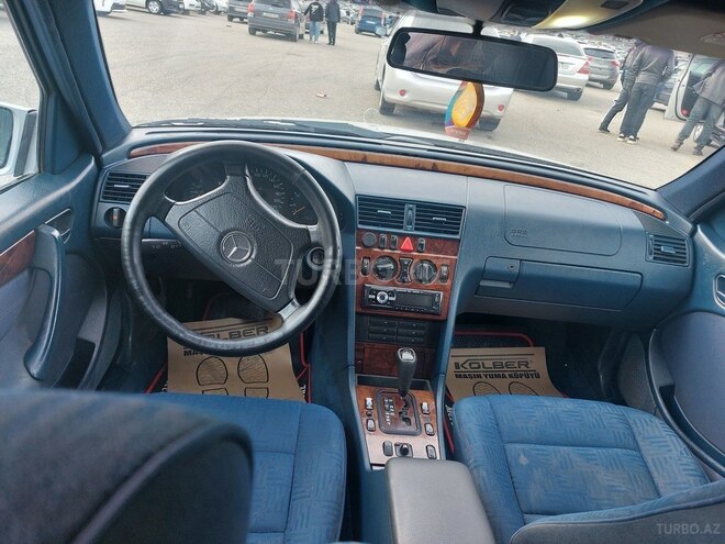 Mercedes C 220 1999, 320,100 km - 2.2 l - Bakı