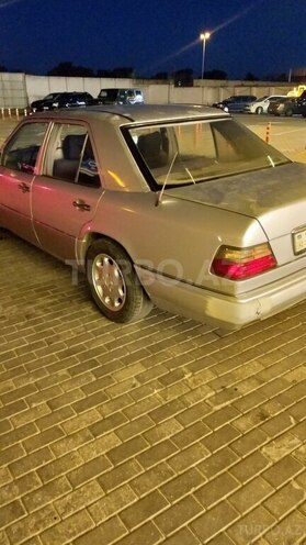 Mercedes E 200 1994, 400,000 km - 2.0 l - Bakı