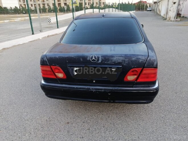 Mercedes E 200 1995, 200,000 km - 2.0 л - Bakı