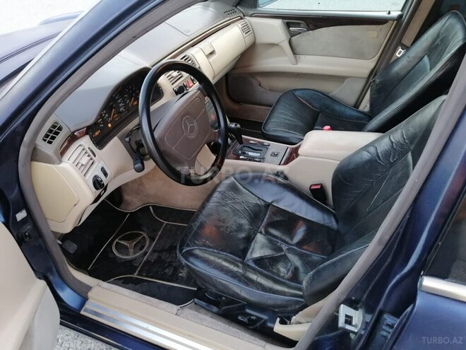 Mercedes E 200 1995, 200,000 km - 2.0 л - Bakı
