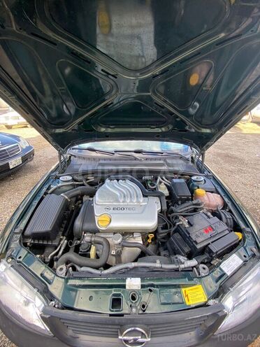 Opel Vectra 1998, 295,680 km - 1.6 l - Tovuz