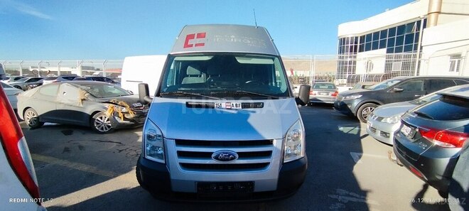 Ford Transit 2009, 166,000 km - 2.4 l - Sumqayıt
