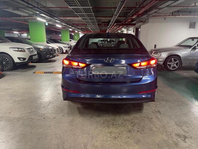 Hyundai Elantra 2016, 180,000 km - 2.0 л - Bakı