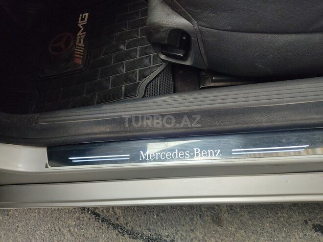 Mercedes E 240 2002, 221,000 km - 2.4 l - Bakı