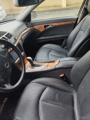 Mercedes E 240 2002, 221,000 km - 2.4 l - Bakı