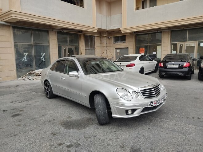 Mercedes E 240 2002, 221,000 km - 2.4 l - Bakı