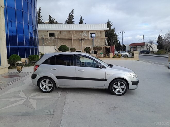 Kia Rio 2006, 390,000 km - 1.5 л - Bakı