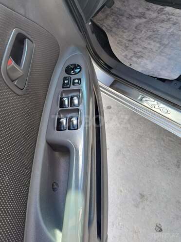 Kia Rio 2006, 390,000 km - 1.5 л - Bakı