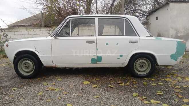 LADA (VAZ) 21011 1977, 58,635 km - 1.3 л - Salyan