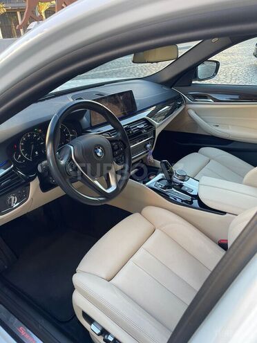 BMW 530 2019, 56,000 km - 2.0 л - Bakı