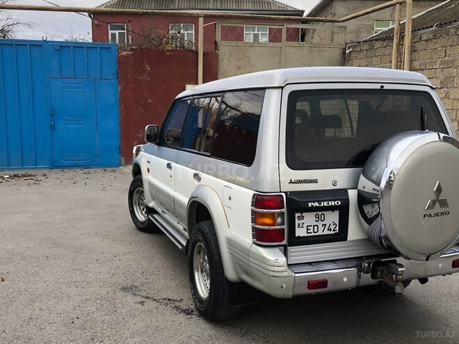 Mitsubishi Pajero 1997, 280,500 km - 2.8 l - Bakı