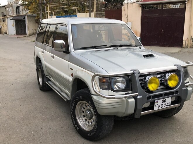 Mitsubishi Pajero 1997, 280,500 km - 2.8 l - Bakı