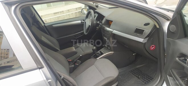 Opel Astra 2004, 273,200 km - 1.4 l - Bakı