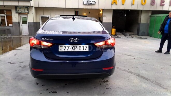 Hyundai Elantra 2015, 186,684 km - 1.8 l - Bakı