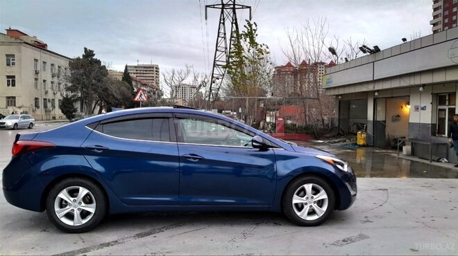Hyundai Elantra 2015, 186,684 km - 1.8 l - Bakı