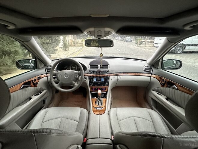 Mercedes E 320 2002, 248,000 km - 3.2 l - Bakı