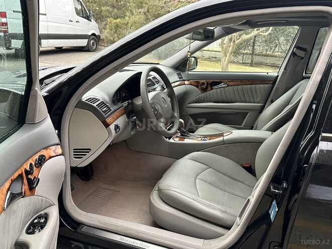Mercedes E 320 2002, 248,000 km - 3.2 l - Bakı