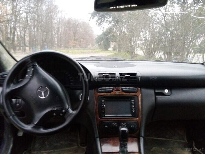 Mercedes C 240 2000, 100,000 km - 2.4 л - Masallı