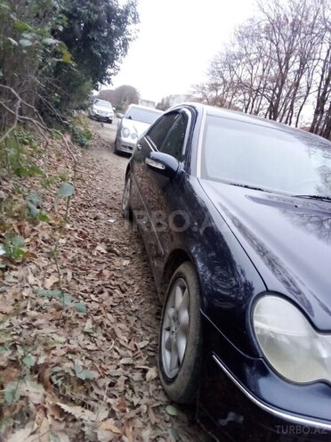 Mercedes C 240 2000, 100,000 km - 2.4 л - Masallı