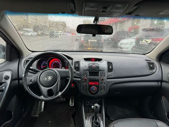 Kia Cerato 2011, 242,000 km - 2.0 l - Bakı