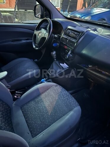 Fiat Doblo 2009, 240,000 km - 1.4 l - Bakı