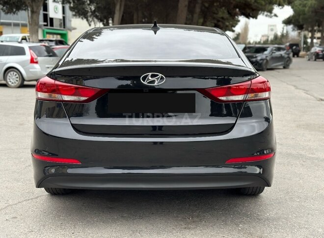 Hyundai Elantra 2016, 142,000 km - 1.6 л - Bakı