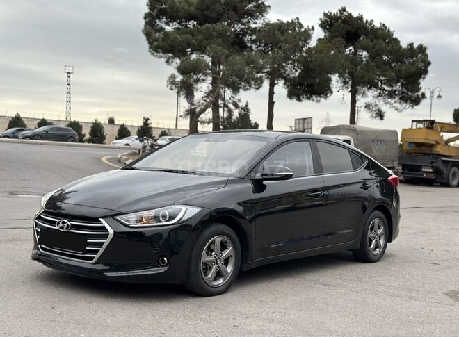 Hyundai Elantra 2016, 142,000 km - 1.6 л - Bakı