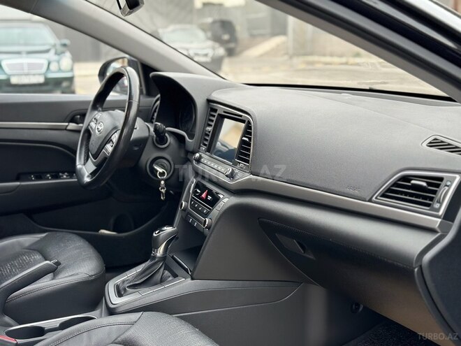 Hyundai Elantra 2016, 142,000 km - 1.6 л - Bakı