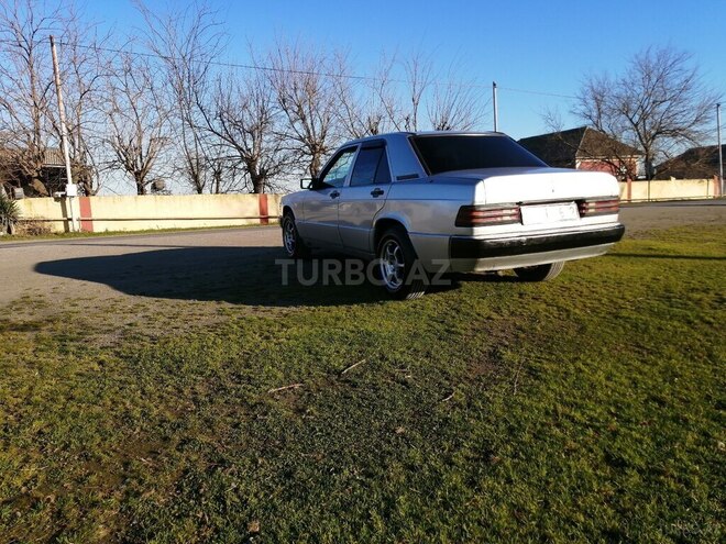 Mercedes 190 1992, 287,000 km - 1.8 л - Lənkəran