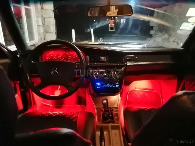 Mercedes 190 1992, 287,000 km - 1.8 л - Lənkəran