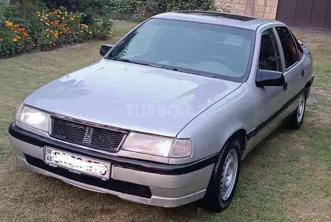 Opel Vectra 1993, 434,000 km - 2.0 l - Zaqatala