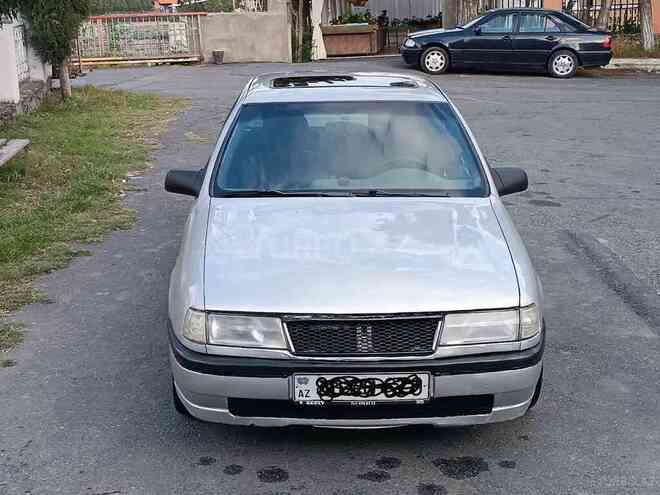 Opel Vectra 1993, 434,000 km - 2.0 l - Zaqatala