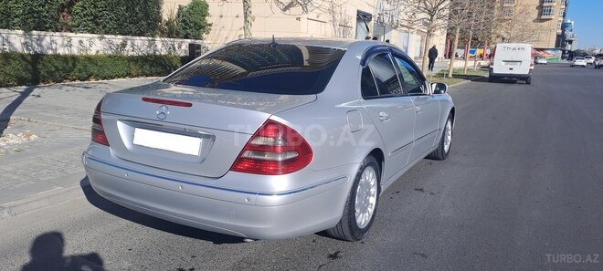 Mercedes E 270 2002, 456,812 km - 2.7 l - Bakı