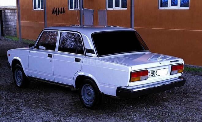 LADA (VAZ) 2107 2009, 84,000 km - 1.6 l - Füzuli