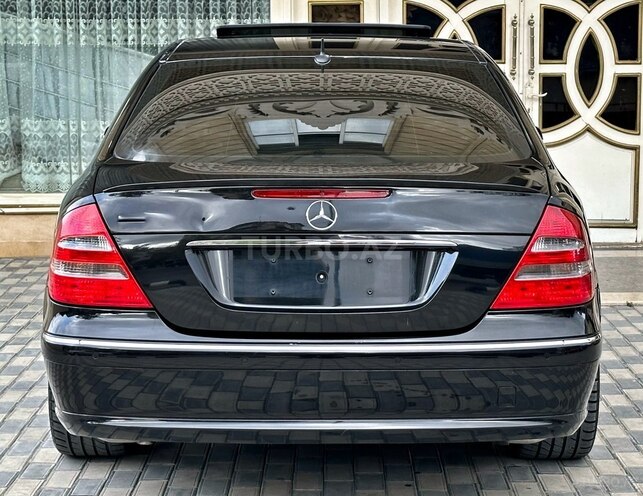 Mercedes E 240 2002, 338,000 km - 2.6 l - Bakı