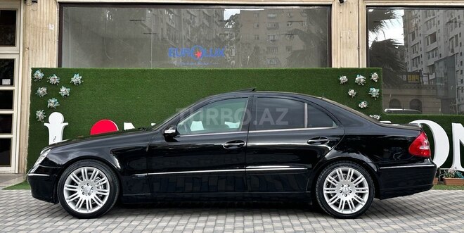 Mercedes E 240 2002, 338,000 km - 2.6 l - Bakı