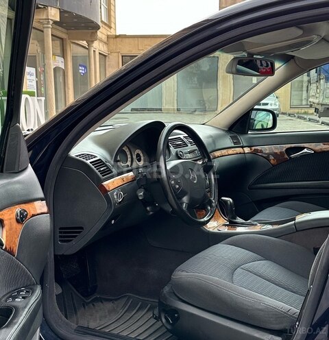 Mercedes E 240 2002, 338,000 km - 2.6 l - Bakı