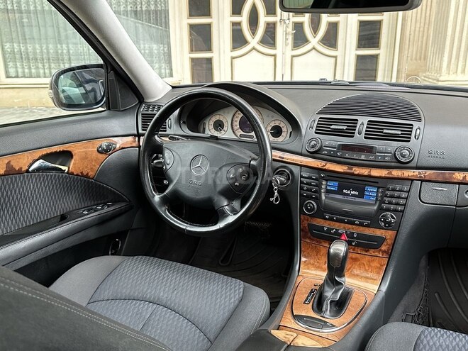 Mercedes E 240 2002, 338,000 km - 2.6 l - Bakı